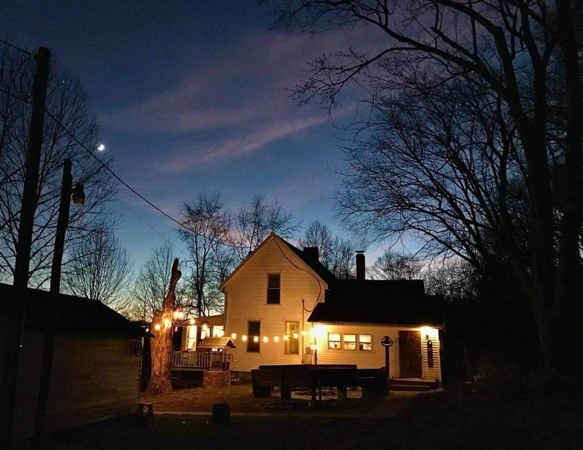 Lost River Hostel French Lick Exterior photo